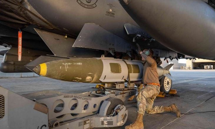 الجيش الأمريكي يواصل عمليات بحث مكثفة عن الطيار المفقود في جنوب غرب إيران