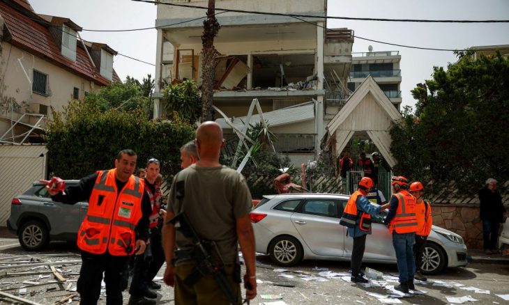 الحوثيون يعلنون تنفيذ عملية عسكرية مشتركة مع إيران و”حزب الله” ضد أهداف حيوية وعسكرية إسرائيلية- (صور وفيديو)