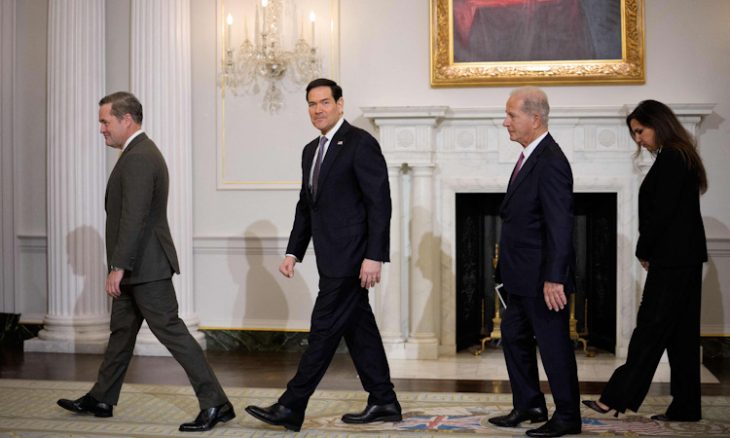 الإعلام اللبناني يحاكي انقسام اللبنانيين في تغطية المفاوضات بين لبنان وإسرائيل