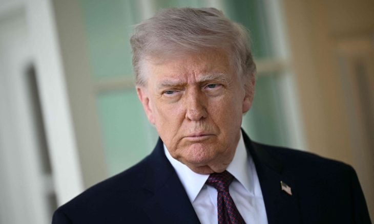 فانس يعود لإسلام آباد محملاً بـ “مأزق الخلافة”.. وإيران تقرأ “مزاح ترامب” في بث مباشر