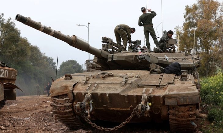 صحيفة “هآرتس” تكشف عن فضيحة جديدة.. الجنود الإسرائيليون يسرقون ما هبّ ودبّ من جنوب لبنان: تلفزيونات ودراجات وسجاجيد