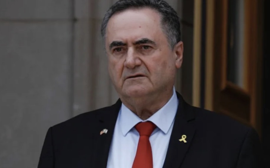 "الضربة الأولى"… كاتس يهدد بإعادة إيران للظلام واستهداف خامنئي