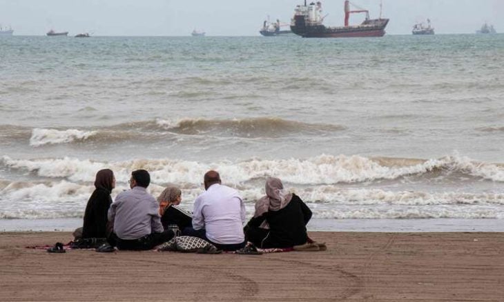 إيران تعرض إعادة فتح مضيق هرمز بدون التوصل لاتفاق بشأن برنامجها النووي