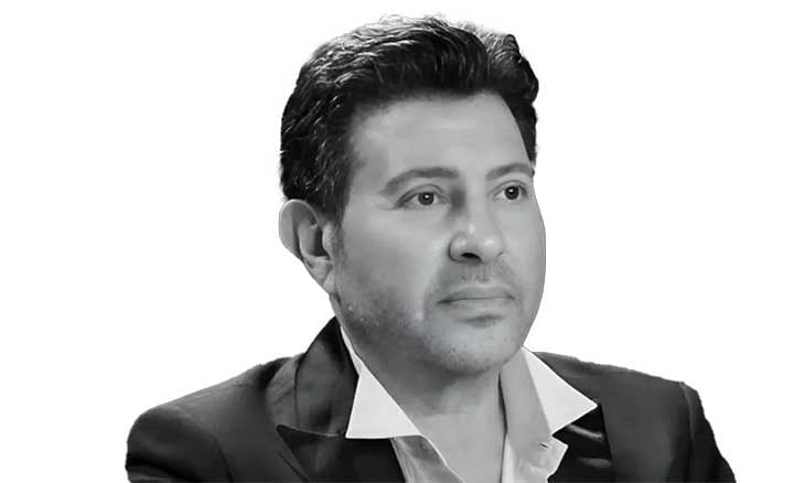 جثمان الفنان الراحل هاني شاكر يصل القاهرة الفنانون اللبنانيون في وداع هاني شاكر: خسارة كبيرة و«نسيانك صعب أكيد»