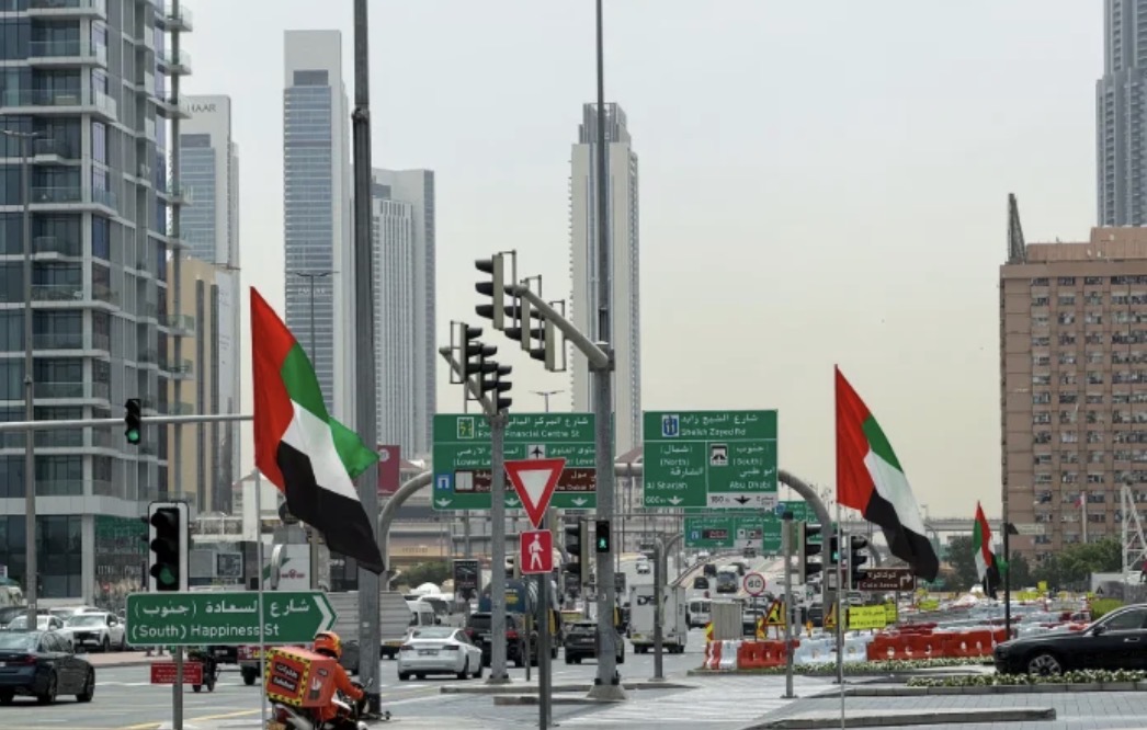 بالأسماء... الإمارات تُدرج 21 فردًا وكيانًا مرتبطين بحزب الله على قائمة الإرهاب