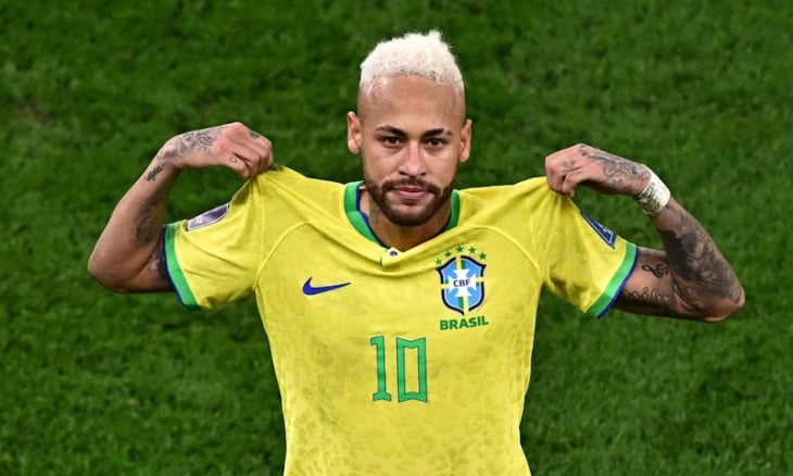 إصابة نيمار في الساق تثير المخاوف في معسكر البرازيل قبل كأس العالم