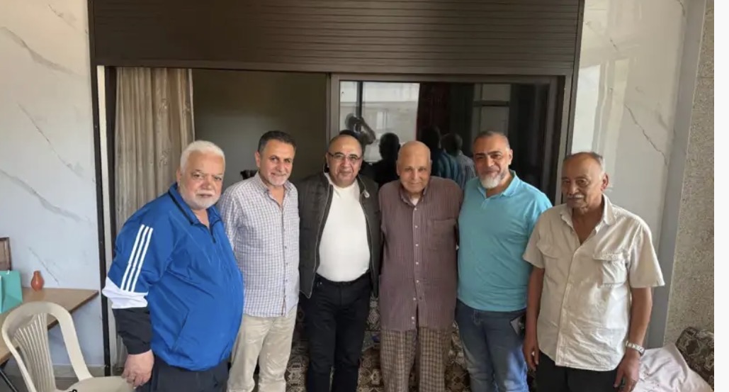 وفد من قيادة حركة “فتح” في لبنان يزور المهندس منعم عوض في صيدا
