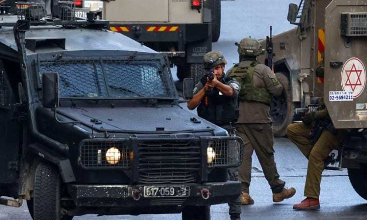 الجيش الإسرائيلي يهدم 3 منازل فلسطينية في رام الله والخليل
