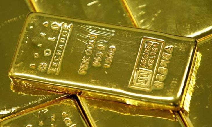 الذهب عند أعلى مستوى في 7 أسابيع بفضل آمال في إعادة فتح مضيق هرمز