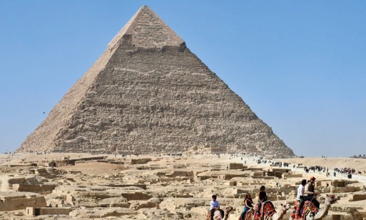 أدلة جديدة تكشف عن استخدام تقنيات بناء متطورة في تشييد أهرامات مصر