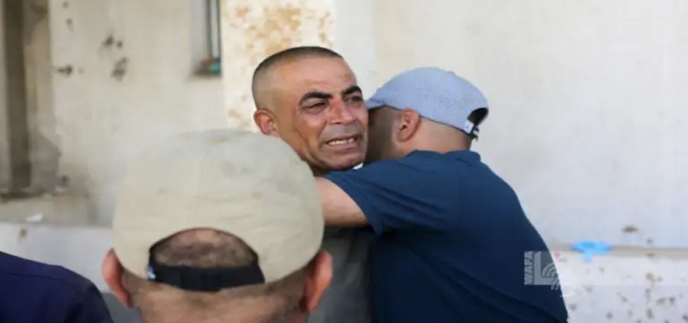 6 شهداء بينهم طفل وإصابات في قصف إسرائيلي لميناء الصيادين بغزة