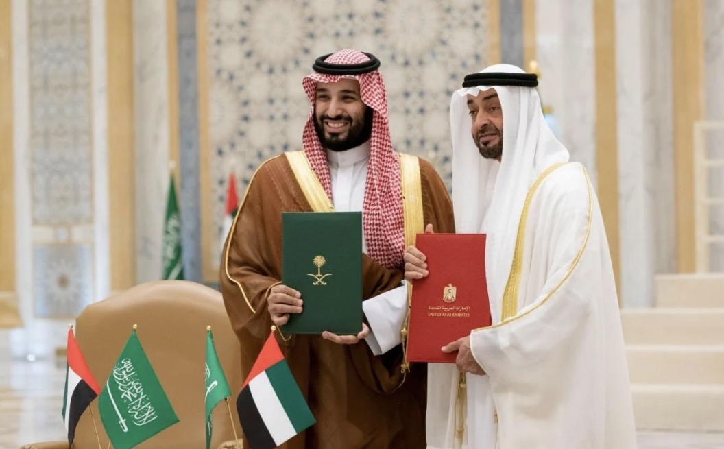 تحت أنظار إيران... خطوة تدفع بها السعودية والإمارات
