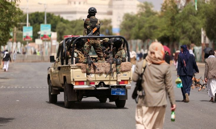 الحوثيون يسيطرون على مضيق باب المندب وجزيرتي ميون وبريم الإستراتيجيتين