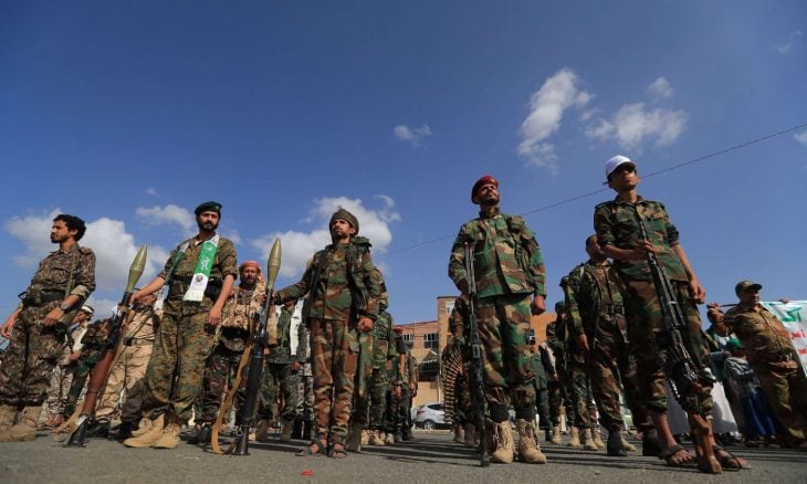 لوموند: النجاحات العسكرية للحوثيين في اليمن تعزز موقف طهران في مواجهة واشنطن