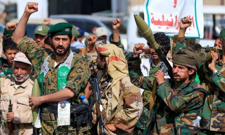 جماعة الحوثي تعلن شن هجوم واسع على قاعدة الملك خالد الجوية في السعودية