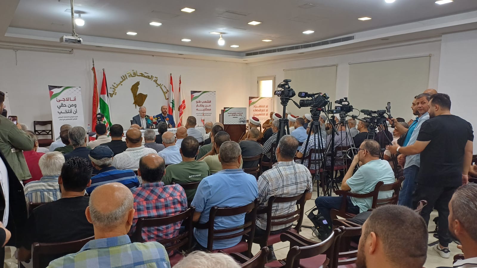 *اللجنة الوطنية لانتخابات المجلس الوطني الفلسطيني ترفض آلية اختيار ممثلي لبنان وتطالب بالانتخابات*