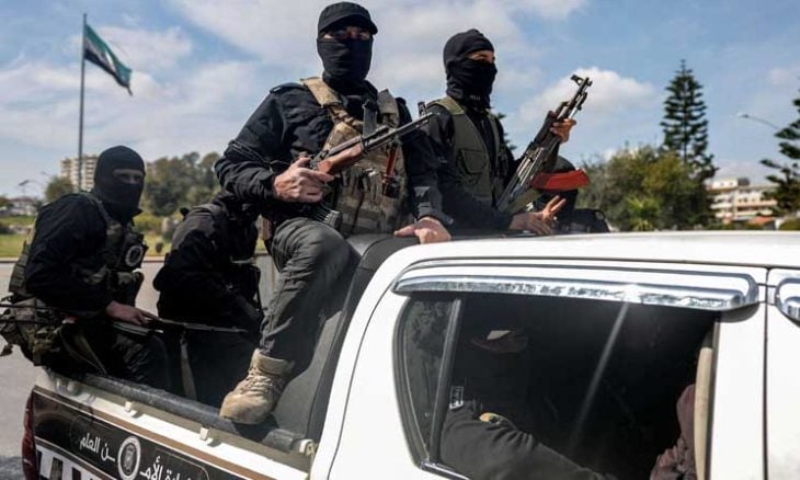 سوريا تعلن اعتقال قيادي في خلية لتنظيم “الدولة” متهمة بقتل 3 عناصر أمن- (تدوينة)