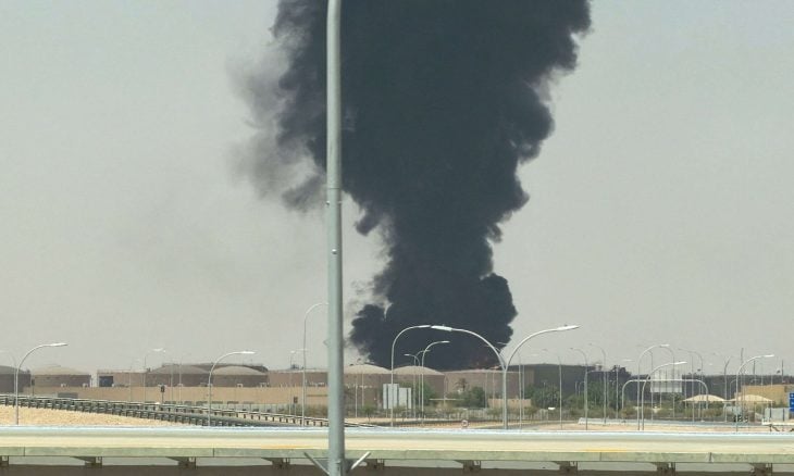 مقتل 12 على الأقل وإصابة 309 في هجوم على مطار الرياض “نسب للحوثيين” ـ (فيديو)