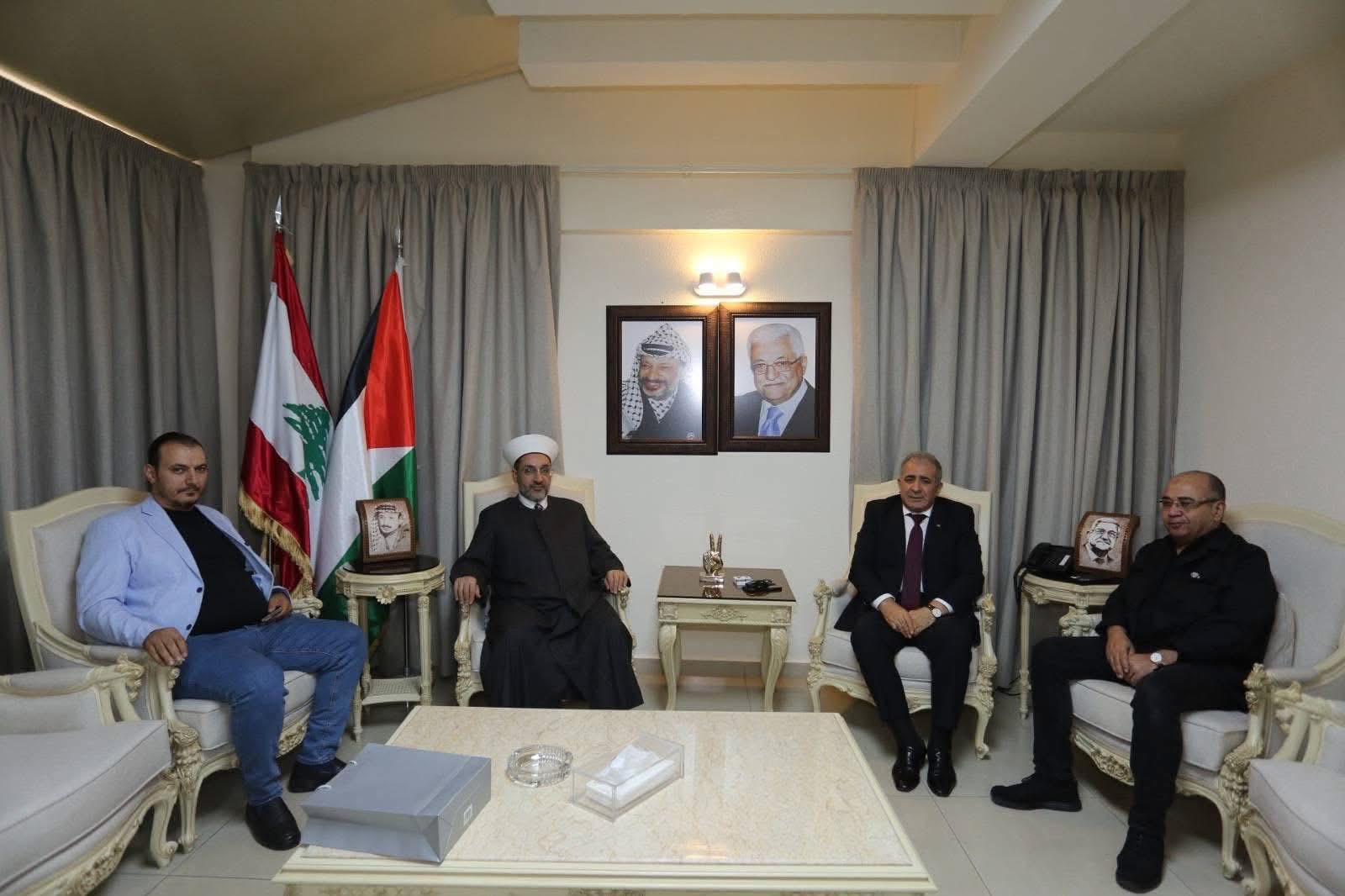 السفير الاسعد يلتقي امام بلدة بر الياس الشيخ وسام عنوز