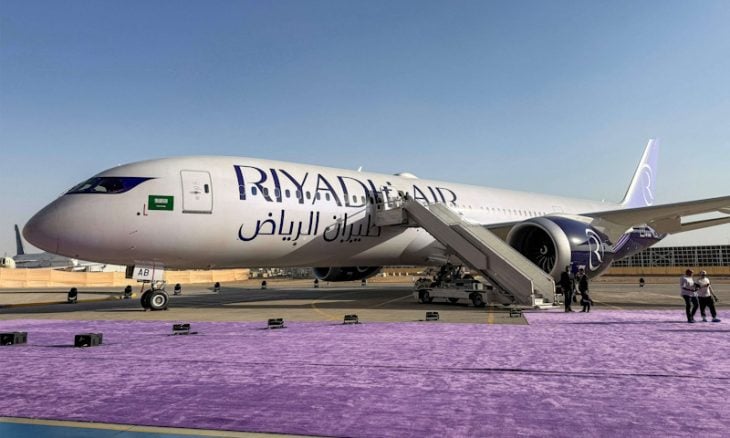 وول ستريت جورنال: صواريخ الحوثيين تجبر طيران الرياض على تجنب العاصمة السعودية واختبار مسارات جديدة وطويلة
